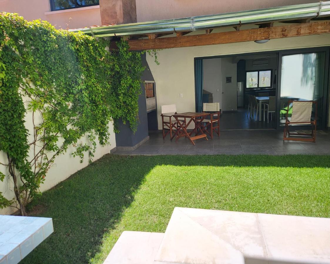Hotel Oasis-Dream Holidays - La Petite France San Bernardino Bagian luar foto