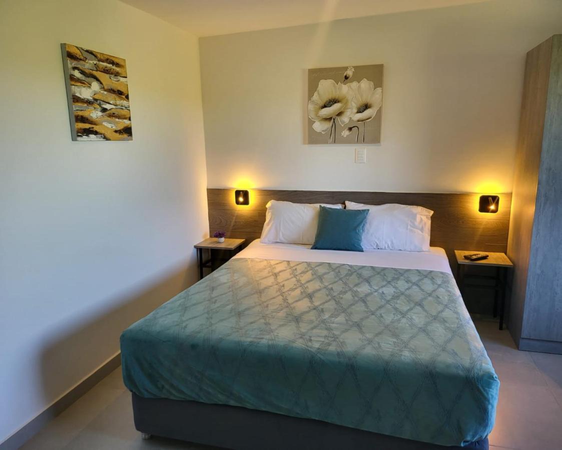 Hotel Oasis-Dream Holidays - La Petite France San Bernardino Bagian luar foto