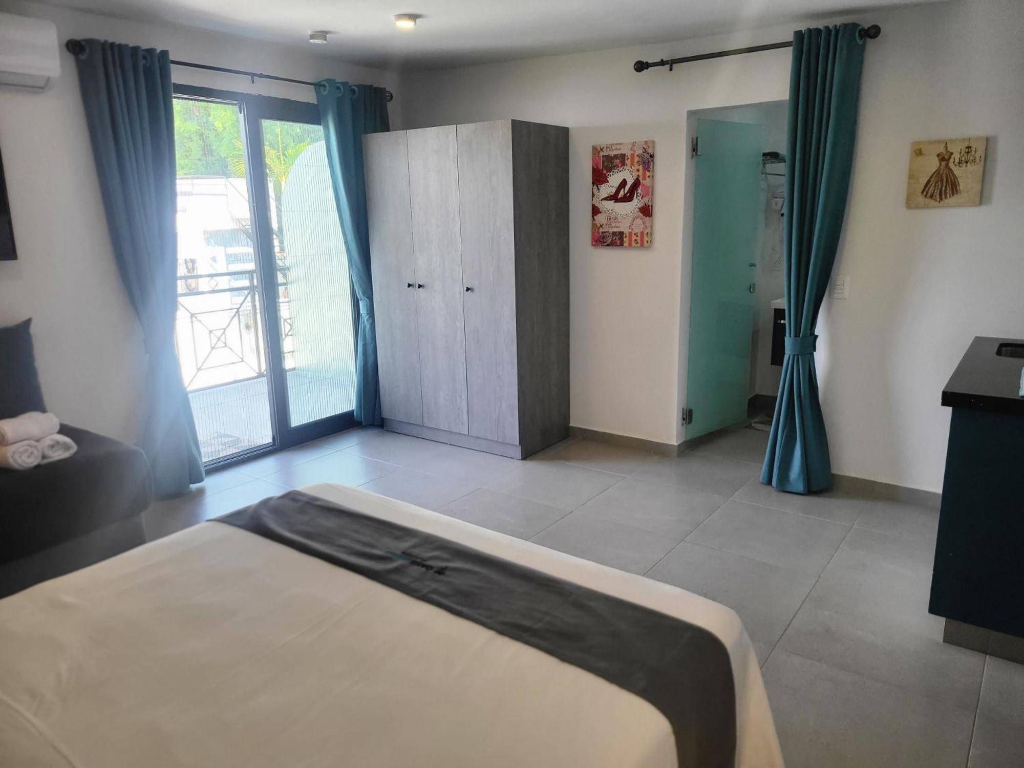 Hotel Oasis-Dream Holidays - La Petite France San Bernardino Bagian luar foto